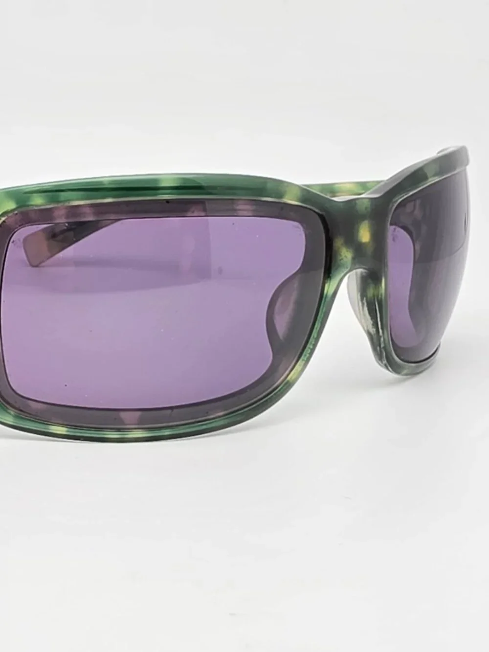 DKNY DY4002 3016/3 Green Tortoise Frame Grey Lens Sunglasses 62-16-120